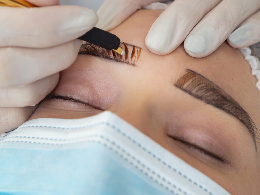 Eyebrow Transplantation - Alloroots Hair Transplant Clinic - India's Best Hair Transplant Services