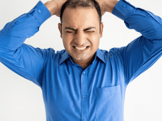 Hair Loss Due to Dandruff: Understanding the Connection and Natural Solutions
